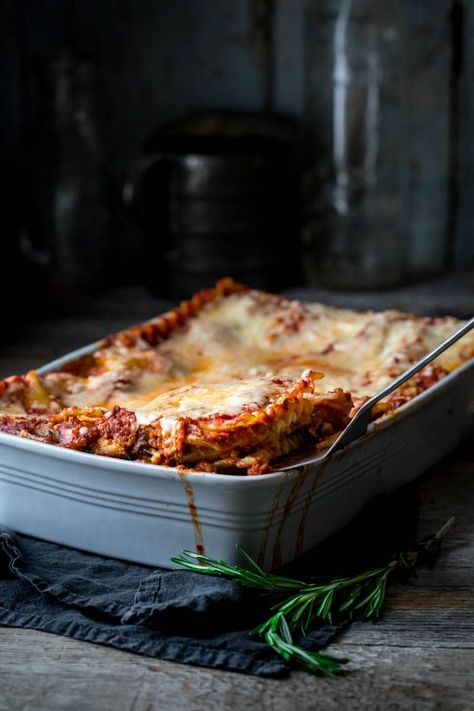 This vegetarian caramelized onion and portabella mushroom lasagna is made with part-skim ricotta and shredded cheese, and can be made two days ahead. #lasagna #italian #mushroom #vegetarian #onion Portabella Recipes, Portabella Mushroom, Mushroom Lasagna, Cheese Sauce For Pasta, Pasta Meals, Vegetarian Lasagna, Stuffed Portabella Mushrooms, Pasta Fatta In Casa, Vegetarian Pasta