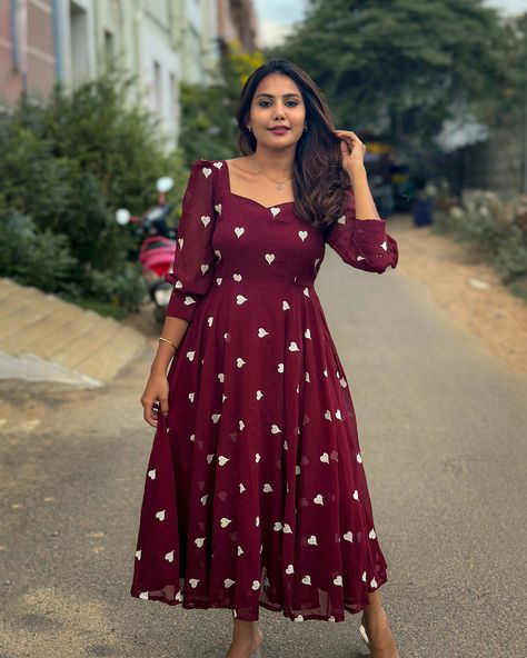 HELENA- hearts embroidered Georgette dress 🤎 Price: 2100 INR Code : LK282 Anarkali length: 47 inches. (Additional charges applicable for full length customisation ) Full Hands Frock Designs, Frock Models For Women, Cotton Frocks For Women, Short Frocks For Women, Frock Designs For Women, Dress Designs For Stitching, Frock Models, Short Frocks, Photography Mobile