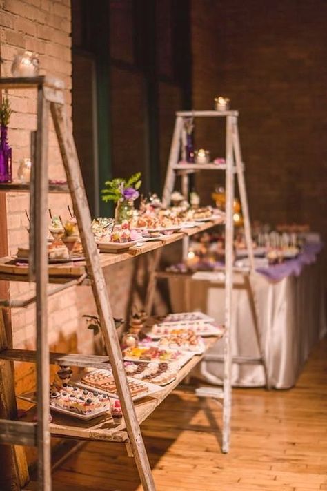 Wooden ladder wedding decor ideas. An original food bar for an urban wedding reception. Photography: Studio Impressions Photography. Rustic Food Display, Rustic Wedding Desserts, Wedding Food Bars, Wedding Food Display, Decoration Buffet, Buffet Ideas, Bar Display, Cheap Ideas, Food Bar