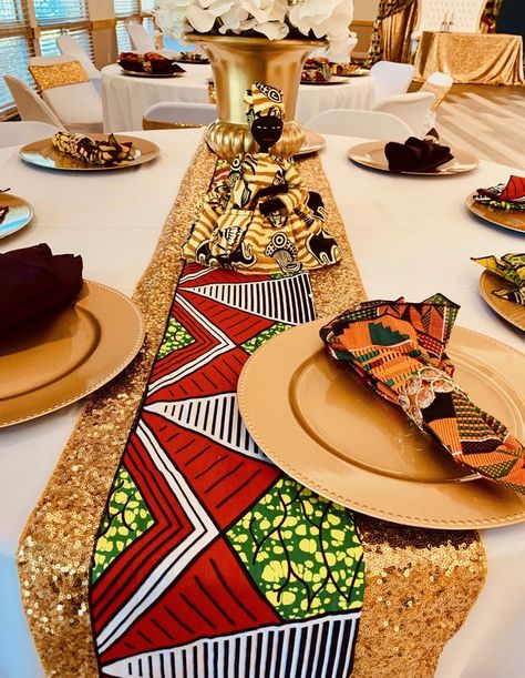 Afrocentric Event Decor, African Queen Party Theme, Rustic African Decor, Afrocentric Party Theme, African Brunch Ideas, African Table Settings Ideas, Traditional Wedding Decor African, Coming To America Party Theme, Juneteenth Decoration Ideas