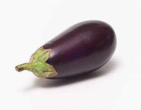 Maybe it's the thick skin, but eggplants are among the least likely to be contaminated by pesticides, according to the Environmental Working Group. Choose: Look for firm and glossy eggplants to know they're ripe and undamaged. Because they grow to various sizes, choose one proportionate to the dish you're preparing. Recipes:Eggplant and Zucchini LasagnaGrilled Eggplant CaponataRotelle with RatatouilleGrilled Vegetable Tostadas with Fresh SalsaSpicy Eggplant RelishBistro Chicken and Eggplant Sand Eggplant Dishes, Baked Eggplant, Grilled Eggplant, Cooking Recipes Healthy, Still Life Fruit, Eggplant Parmesan, Flatbread Pizza, Still Life Photos, Eggplant Recipes