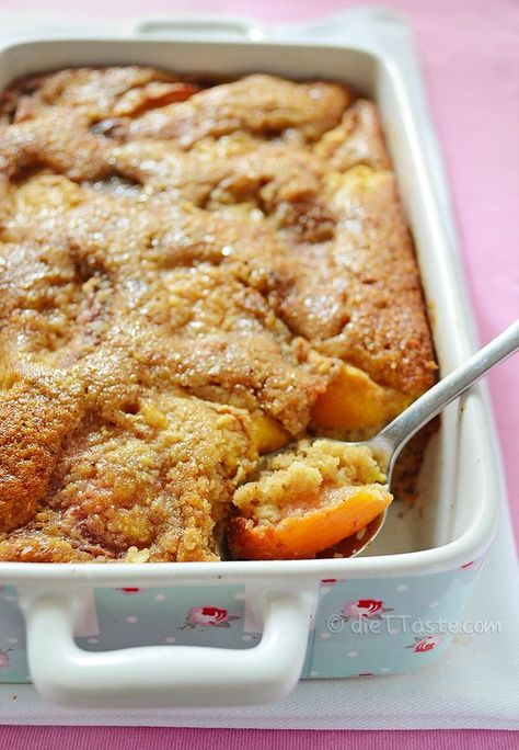 Peach Cobbler with Chickpea Flour - spicy, low-carb summer dessert! Skillet Peach Cobbler, Chickpea Flour Recipes, Paleo Flour, Tigernut Flour, Garbanzo Bean Flour, Homemade Flour, Buckwheat Recipes, Healthy Flour, Garbanzo Bean