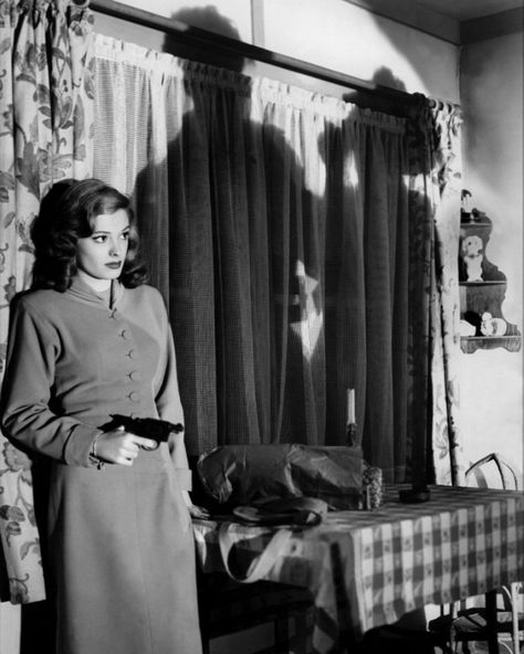 "Jeff, he isn't going to tell Whit anything" | Out of the Past  I love this shot SO much!! Jane Greer, Film Noir Photography, Classic Film Noir, Katharine Ross, Yvonne Craig, Dvd Collection, Noir Movie, Lauren Bacall, Cary Grant