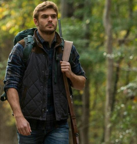 Evan Walker, The Fifth Wave, Alex Roe, The 5th Wave, Walker Evans, Famous Movies, Chloe Grace Moretz, Love Movie, Serie Tv