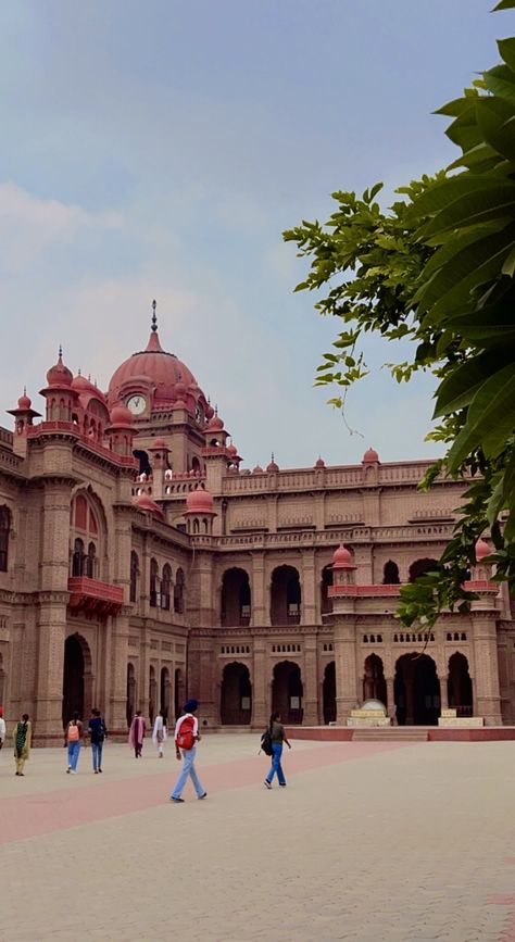 Ranjit Avenue Snapchat, Amritsar Snapchat Story, Khalsa College Amritsar, Khalsa College, Punjabi Aesthetic, Aesthetic Tumblr Backgrounds, Happy Birthday Template, Tumblr Backgrounds, Mini Vacation