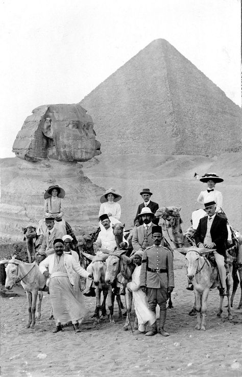 Egypt Tourism, Early Explorers, Pyramids Egypt, Old Egypt, Egyptian Pyramids, The Pyramids, Visit Egypt, Pyramids Of Giza, Egyptian History