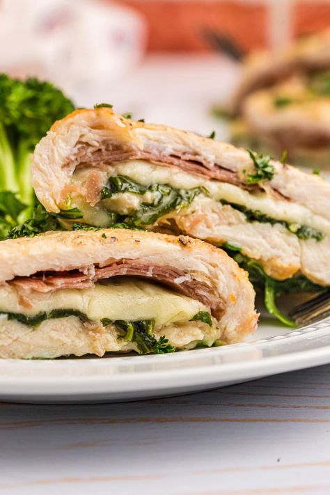 Gruyere, Arugula and Prosciutto Stuffed Chicken Breasts Gorgonzola Chicken Recipes, Prosciutto Stuffed Chicken, Pineapple Chicken Breast, Fall Dinner Menu, Baked Boneless Chicken Breast, Chicken With Prosciutto, Prosciutto Pasta, Chicken Breasts Recipe, Stuffed Chicken Breast Spinach