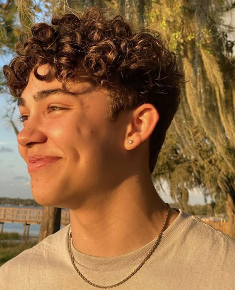 Teen Boy Curly Haircut, Boys Haircuts Curly Hair, Guy Hairstyles, Boys Curly Haircuts, Long Curly Hair Men, Haircuts Curly, Men's Curly Hairstyles, Mens Hairstyles Curly, Male Haircuts Curly