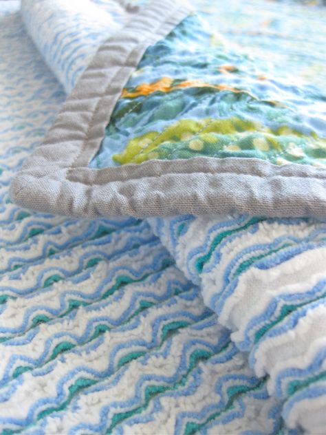 Super Cute Faux Chenille Blanket! Chenille Baby Quilt, Sew Tips, Faux Chenille, Chenille Quilt, Chenille Blanket, In Love Again, Blanket Ideas, Quilt Care, Nice Comments