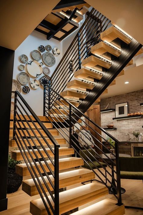 V Board Ceiling, Townhome Stairs, Metal And Wood Stairs, Metal Stairs Indoor, Wood Bannister, Industrial Staircase Design, Industrial Staircase, Metal Staircase, Black Staircase