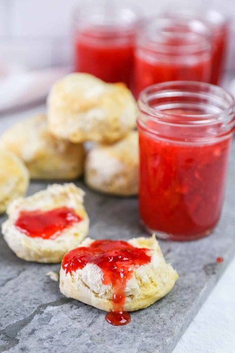 Strawberry Freezer Jam Recipe, Beef Burrito Recipe, Strawberry Freezer Jam, Thriving Home, Freezer Jam Recipes, Freezer Jam, Refreshing Desserts, Recipe Simple, Jam Recipe