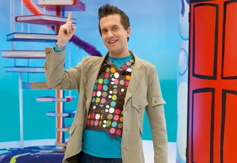 Win 1 of 10 Mister Maker Prize Packs Mister Maker, Old Kids Shows, 2000s Shows, Growing Up British, Nostalgia 2000s, Collage Des Photos, Right In The Childhood, Childrens Tv, Olive Tan