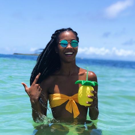 Swimsuit Shoot, Dream Aesthetic, Mombasa, Dark Skin Women, Beach Poses, Cool Fits, Beach Photoshoot, Swimwear Girls, Fit Inspo