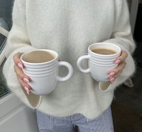 Cups Of Coffee, Matilda Djerf, Rachel Green, Winter Aesthetic, Coastal Style, Maquillaje De Ojos, Girly Things, Dream Life, The Hamptons