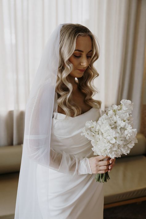 White Sweet Pea Bouquet, Sweet Pea Bouquet Wedding, Sweet Pea Bridesmaid Bouquet, Sweetpea Bouquet, Sweet Pea Bridal Bouquet, Sweet Pea Wedding Bouquet, Sweet Pea Wedding Flowers, White Sweet Pea, Royal Bouquet