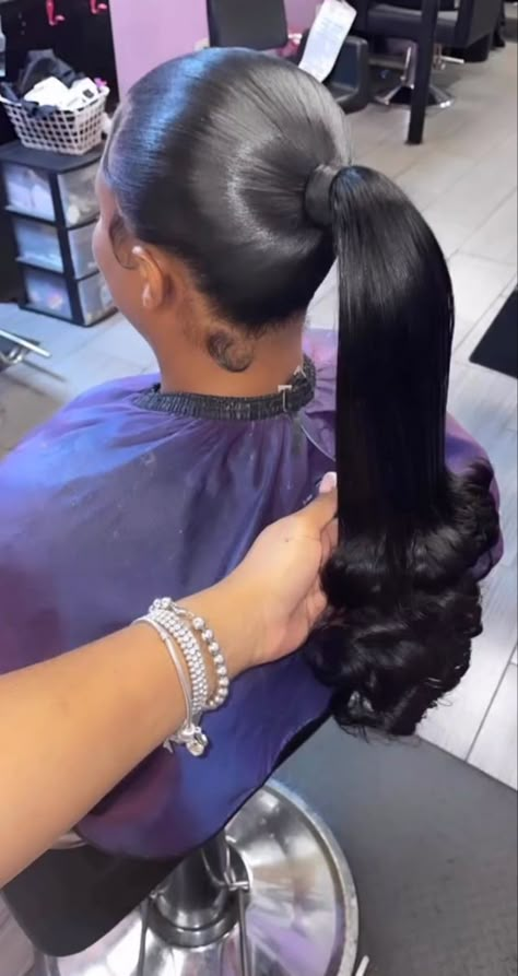 Fake Ponytail Hairstyles, Long Hair Ponytail Styles, Barbie Pony, Fake Ponytail, Invisible Ponytail, Sparkly Outfits, Weave Ponytail Hairstyles, Long Hair Ponytail, Sleek Ponytail Hairstyles