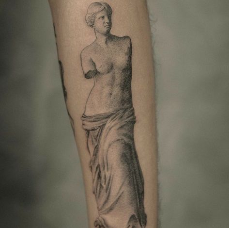 Statue Of Venus Tattoo, Aphrodite Bust Tattoo, Venus Statue Tattoo, Milo Tattoo, Venus Of Milo, Aphrodite Tattoo, Fierce Tattoo, Venus Tattoo, Stamp Tattoo