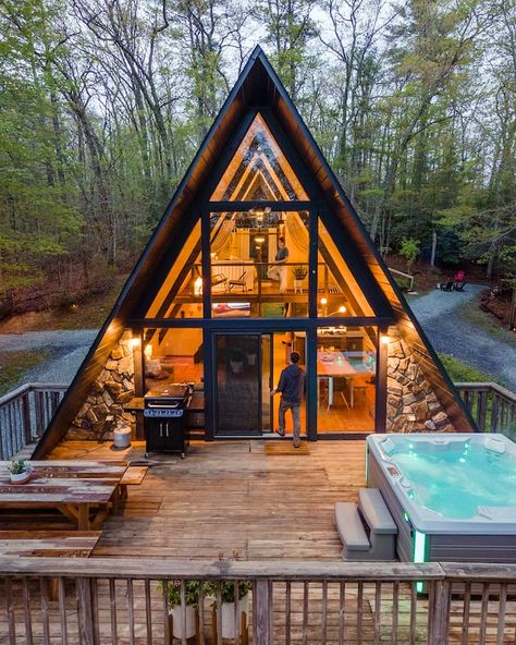 Design Case Mici, Design Casa Piccola, Triangle House, A Frame Cabins, Boone Nc, A Frame House Plans, Frame Cabin, Nc Mountains, A Frame Cabin