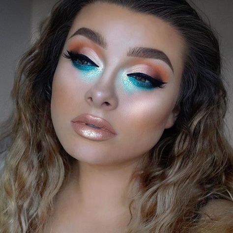 Day dreaming about being a mermaid... 'Pearl' from HI-LITE: Mermaids via @jessicarose_makeup. Makeup Clown, Makeup Zombie, Mermaid Halloween, Day Dreaming, Fairy Makeup, Halloween Makeup Easy, Mermaid Makeup, Halloween Makeup Looks, Festival Makeup