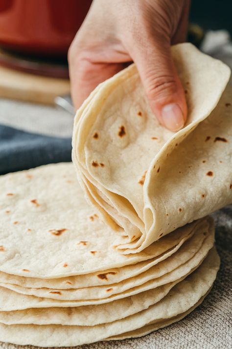 Soft, pliable, and sturdy, these homemade flour tortillas are perfect for tacos, burritos, enchiladas, and more! 🥙✨ Made with just 5 simple ingredients, they’re easy to whip up in under an hour. Whether you use a stand mixer or mix by hand, you’ll love how fresh and delicious these tortillas taste. 🌮 #FlourTortillas #HomemadeTortillas #MexicanRecipes #EasyRecipes #TacoTuesday #FromScratch Easy Flour Tortillas, Loaded Deviled Eggs, Soft Tortilla Recipe, Enchiladas Burritos, Tortillas Homemade, Tortillas From Scratch, Homemade Burritos, Flour Tortilla Recipe, Egg Tortilla