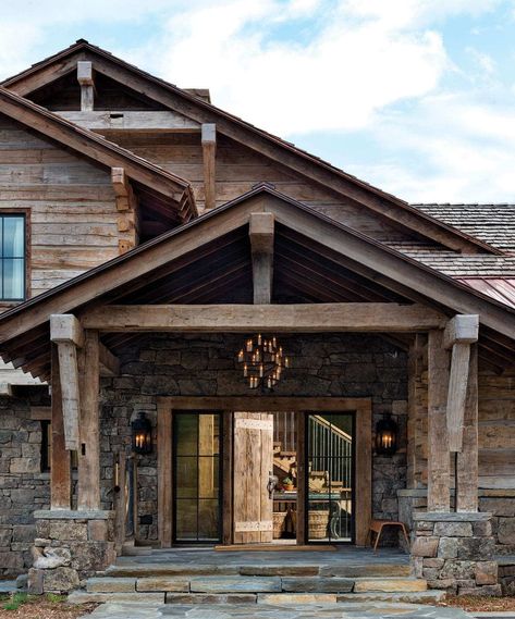 Rustic Mountain Homes, Mountain Home Exterior, Sky Home, Montana Homes, Rustic Exterior, Mountain Modern, Modern Mountain, Western Homes, Front Entrance