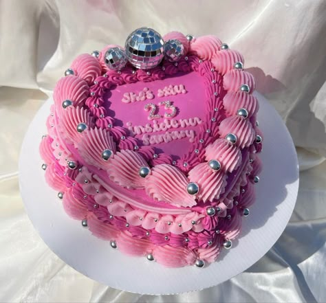 23 Inside Her Fantasy Cake, Heart Disco Cake, Hot Pink Disco Cake, Pink Disco Birthday Cake, 2000s Cake Ideas, Pink Vintage Heart Cake, Pink Retro Heart Cake, 22nd Birthday Cakes, Disco Cake