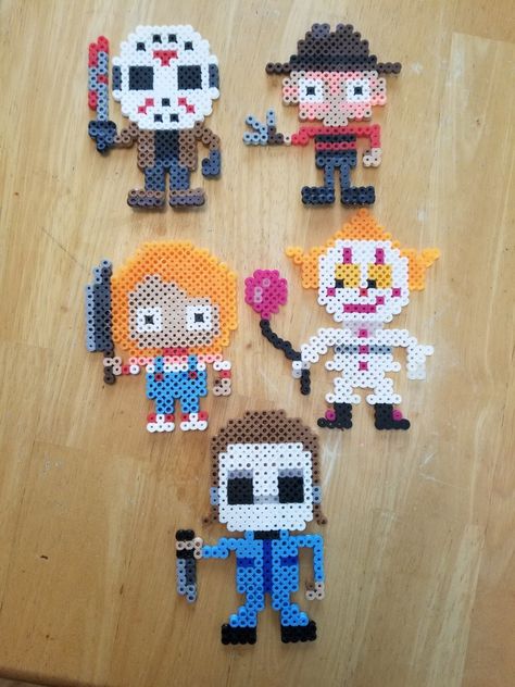 Jason Freddy Chucky It the Clown Michael Myers Perler Perler Beads Detailed, It Perler Bead Patterns, Pennywise Perler Beads, Chucky Perler Bead Patterns, Freddy Krueger Perler Beads, Horror Movie Pixel Art, Michael Myers Pixel Art Grid, Michael Myers Perler Beads, Horror Movie Perler Beads