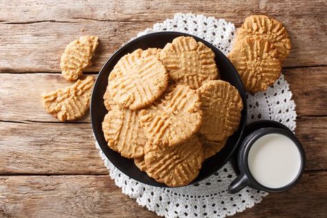 If you find yourself in the middle of baking but don't have butter, don't panic. There are several things you can use as a butter replacement in cookies. Substitutes For Butter, Butter Replacement, Three Ingredient Recipes, Butter Substitute, Peanut Butter Pie, Healthy Peanut Butter, Baking Cookies, Natural Peanut Butter, Tasting Table