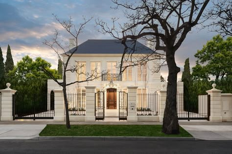 Country French Homes Exterior, French Provincial Home, New Classical Architecture, Shop Architects, Provincial Home, Classic House Exterior, French Style Homes, Casa Country, Classical Architecture