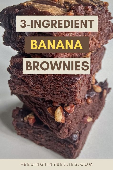 3-ingredient banana brownies Low Calorie Brownies, 3 Ingredient Brownies, Sugar Free Brownies, Banana Snacks, Banana Treats, Banana Brownies, Banana Dessert Recipes, Healthy Brownies, Banana Dessert