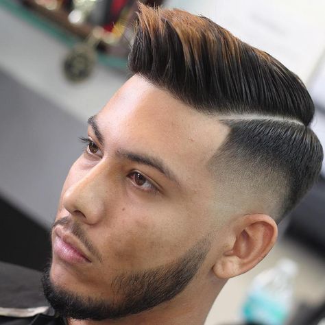 Ombreed Faux Hawk Comb Over Fade Haircut, High Taper Fade, Combover Hairstyles, Old School Barber, Hairstyles High, Mid Fade Haircut, High Taper, Barber Shop Haircuts, Comb Over Fade