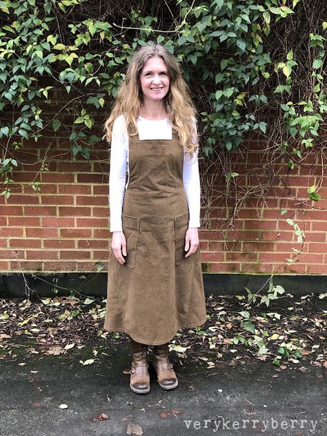 verykerryberry: Assembly Line Apron Dress in Twill Apron Dress Pattern, Cuffed Top, Assembly Line, Sewing Blogs, Apron Dress, About Time, Line Patterns, Cotton Twill Fabric, Dress Pattern