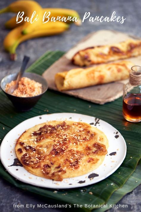 Thick Pancakes, Banana Pancake Recipe, Hotels In Bali, Botanical Kitchen, Pancake Warmer, Banana Pancake, Trip To Bali, Bali Food, Banana Pancakes Recipe