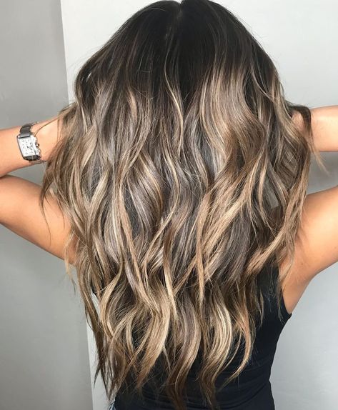 Foliage Hair, Jlo Hair, Jlo Glow, Dimensional Brunette, Latina Hair, Brown Hair, Curly Hair, Curly Hair Styles, Hairstyles