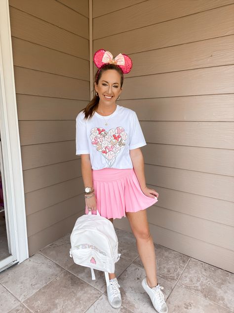 Disney Skirt Outfit, Hot Pink Disney Outfit, Modest Disney Outfits, Disney Skirt Outfits, Disney Epcot Outfit, Girls Disney Outfits, Disney Birthday Outfit, Summer Disney Outfits, Plus Size Disney Outfits