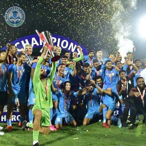 Victorious Indian football team conquers SAFF Championship with an impressive win against Kuwait, marking a historic milestone in their remarkable journey. Indian Football Wallpaper, Indian Football Team, Football Team Pictures, Indian Football, Cracked Wallpaper, Screen Wallpaper Hd, Best Football Players, Team Pictures, Football Wallpaper