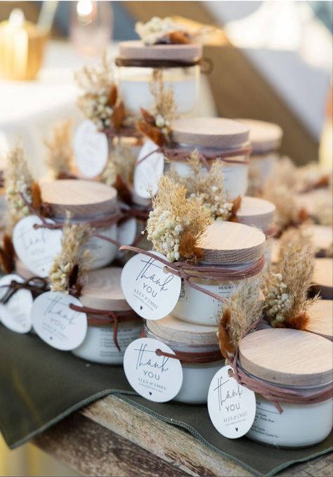 Neutral decor. Wedding gifts. Wedding party favors. Gift ideas. Party favor ideas. Wedding favor ideas. Wedding candles. Candle Wedding Gift, Candle Party Favors, Wedding Table Designs, Oud Wood, Elegant Wedding Favors, Elegant Candles, Wedding Favors Fall, Candle Wedding Favors, Fairy Wedding