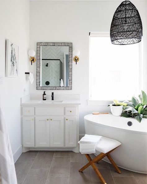 HOÀNG-KIM | DALLAS BLOGGER (@hkcung) • Instagram photos and videos Pendant Over Tub Master Bath, Over Bathtub Lighting, Light Above Tub, Light Above Bathtub, Light Over Tub, Bathtub Lighting, Framebridge Gallery Wall, Shared Home Office Ideas, Shared Home Office