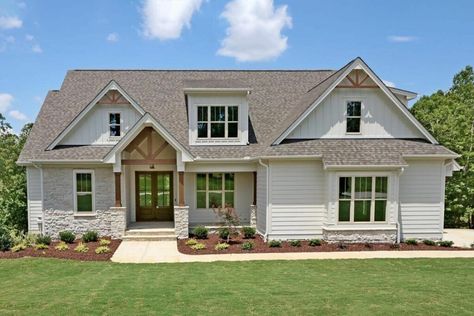 1.5-Story 4-Bedroom Craftsman-Style Home With Mixed Material Marvel (Floor Plan) Budget Friendly House Plans, 2400 Sq Ft House Plans, House Plans 2 Story, Bigger House, Craftsman Farmhouse, House Move, Shed Dormer, Basement House Plans, Craftsman Exterior