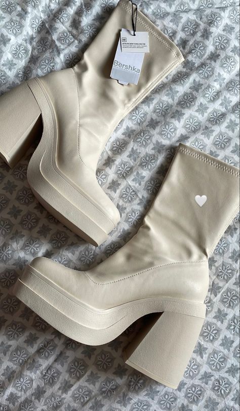 platforms shoes, bershka boots, fashion Bershka Boots, Bershka Shoes, Platforms Shoes, Cream Boots, Pretty Heels, Birthday Goals, Cute Shoes Heels, Mixtape, Platform Shoes