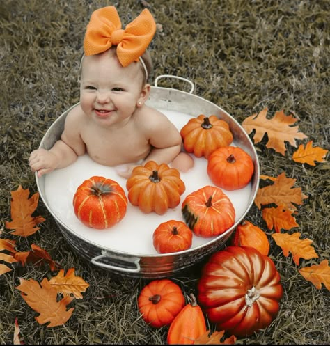 Pumpkin Milk Bath, Holiday Baby Pictures, Halloween Baby Pictures, Pumpkin Milk, Pumpkin Photoshoot, Fall Baby Photos, Baby Milk Bath, Head Photoshoot, Baby Holiday Photos