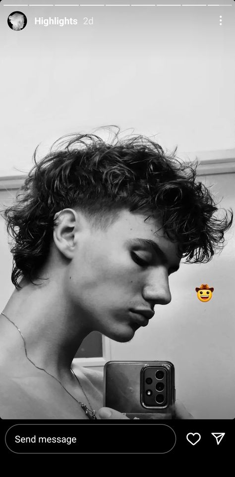 Mens Haircuts Thick Hair, Braided Mohawk Hairstyles, Mohawk Hairstyles Men, Mens Haircuts Short Hair, Brown Hair Men, Men Haircut Curly Hair, Mullet Haircut, Mens Hairstyles Thick Hair, Wavy Hair Men