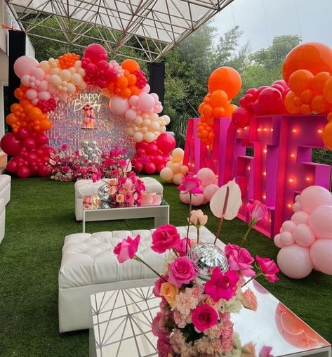 Grad Party Theme, Festival Themed Party, Orange Party, Grad Party Decorations, Party At Home, Birthday Summer, Bday Party Theme, Birthday Party Theme Decorations, 23rd Birthday