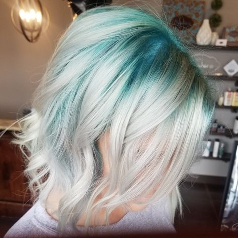 Rooty blonde
Balayage 
Platinum blonde
Icy hair
White hair
Blue hair
Short hair Mint Green Hair, Blue Roots, Blonde Hair With Roots, Hair Shadow, Icy Blonde Hair, Icy Blonde, Roots Hair, Blonde Ombre, Pastel Hair