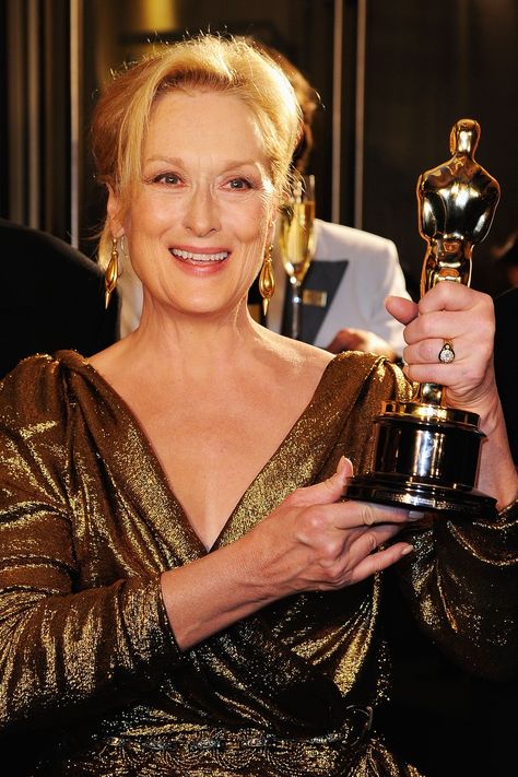 Meryl Streep The Golden Lady, The Iron Lady, Mia 3, Actrices Hollywood, Famous Singers, Oscar Winners, Meryl Streep, Academy Awards, Iconic Women