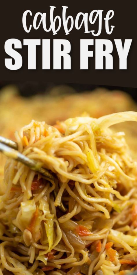 Ramen Noodle Stir Fry, Noodle Stir Fry, Easy Stir Fry Recipes, Cabbage Stir Fry, Cabbage Recipe, Ramen Noodle Recipes, Stir Fry Recipe, Fried Cabbage, Easy Chinese Recipes