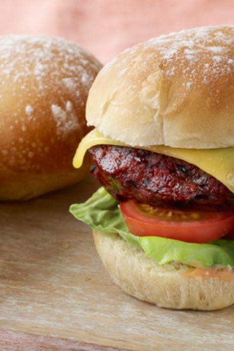 A perfect burger is not just about the quality of what’s inside the roll, but the roll itself. Paul’s baps are certain winners, here served with delicious beetroot and bean veggie burgers. #GBBO #BakeOff #TheGreatBritishBakeOff #Recipe #Baking Burger Rolls Recipe, Burger Rolls, Bear Baking, English Baking, Burger Bread, Beef Burgers Patties, Delicious Burger Recipes, British Baking Show Recipes, Perfect Burger