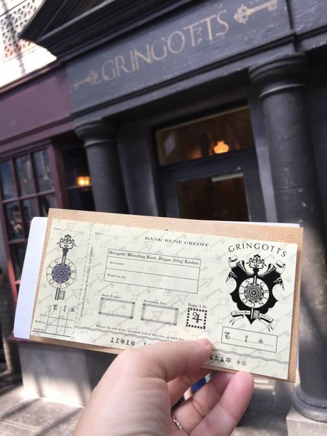 Fictional Currency, Harry Potter Gringotts, Credit Card Template, Gringotts Bank, Harry Potter Orlando, Money Exchange, Harry Potter Universal Studios, Harry Potter Studios, Events Ideas