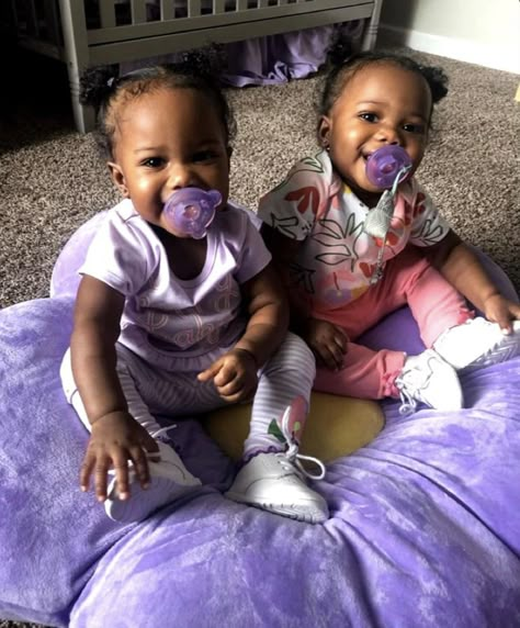 Mix Baby Girl, Kids Goals, Twin Baby Girls, Cute Black Babies, Beautiful Black Babies, Cute Twins