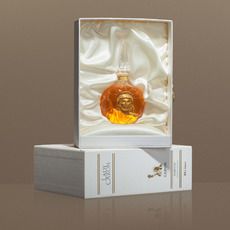 LADY CARON.   EDITION LIMITÉE BACCARAT  €1,220.00 Caron Perfume, Baccarat, Magnolia, Perfume Bottles, Universe, Fragrance, Beauty